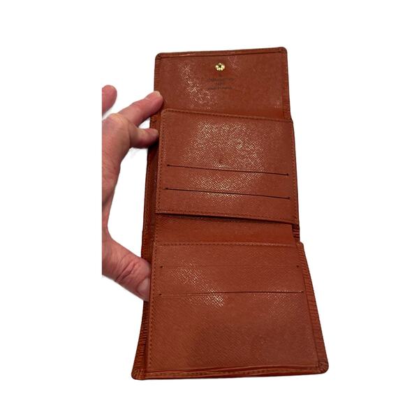 Louis Vuitton Paris Epi Wallet in Chestnut Brown - Picture 8 of 10